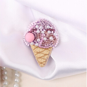 Borduurblad productfoto Borduurpakket PANNA Broche ‘Ice Cream’ 2